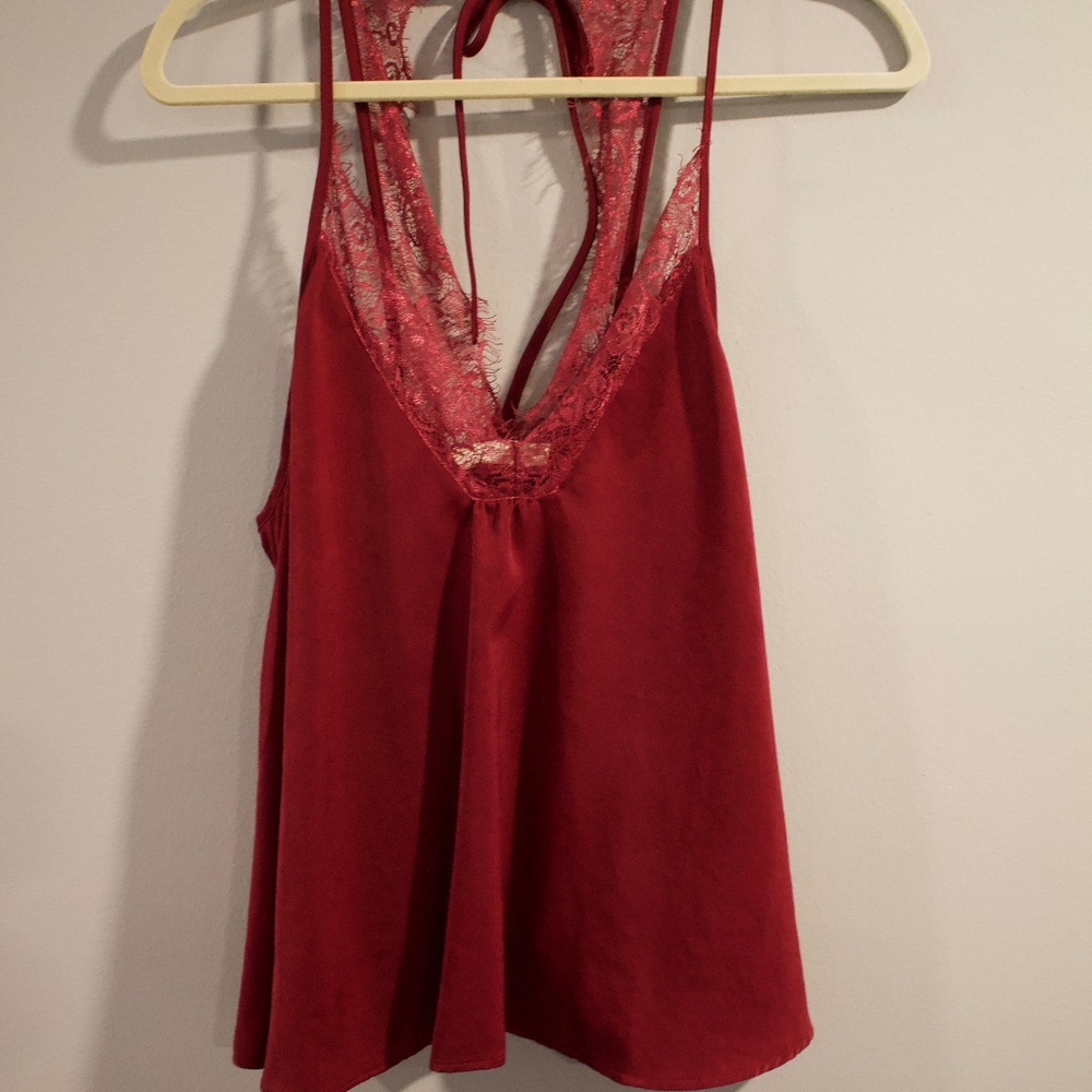Illa Illa Lace Tank Top
